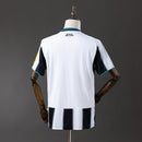 Camisa Newcastle Home 25/26 - Versão Torcedor